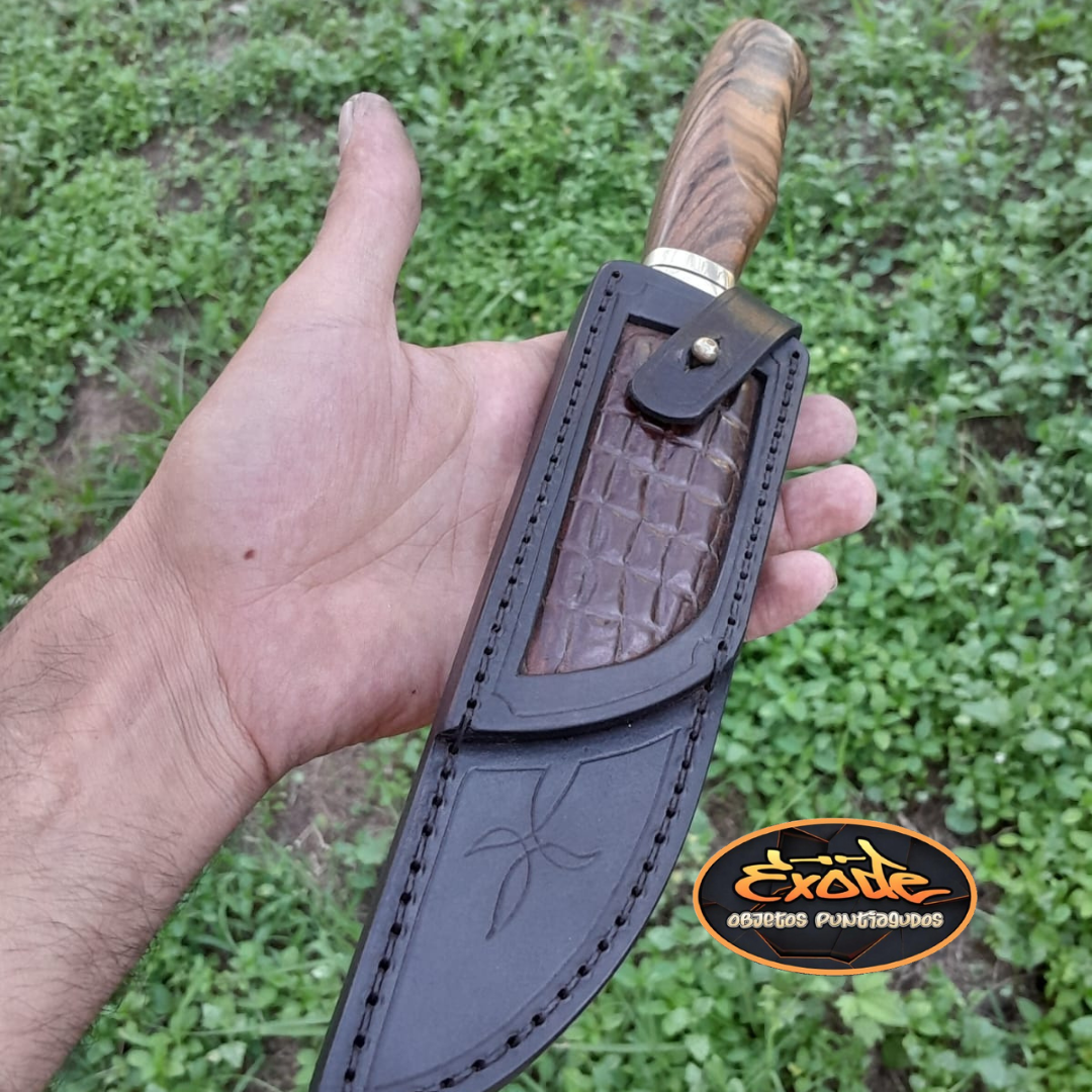 Vaina cuero vaqueta con aplique texturado